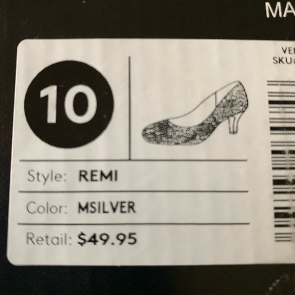 Dress Shoes - Picture 2 of 5